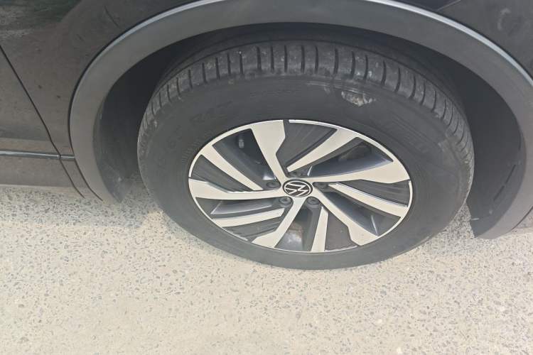 Used Volkswagen Tiguan L New Energy 2022 430 PHEV Plug-in Hybrid Prestige Edition Right Front Wheel Hub