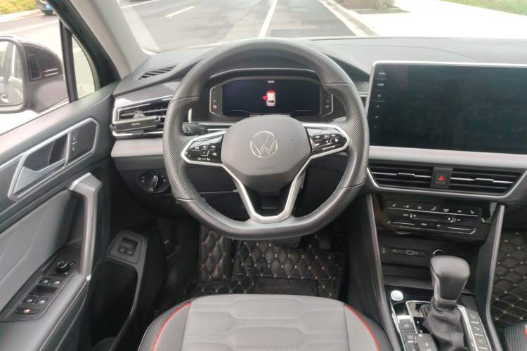 Used Volkswagen Tiguan L New Energy 2022 430 PHEV Plug-in Hybrid Flagship Edition Steering Wheel