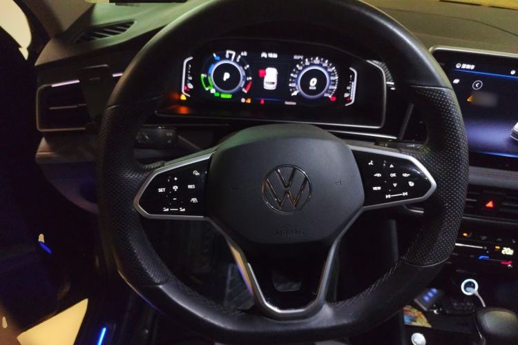 Used Volkswagen Tiguan L New Energy 2022 430 PHEV Plug-in Hybrid Flagship Edition Steering Wheel