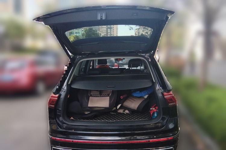 Used Volkswagen Tiguan L New Energy 2022 430 PHEV Plug-in Hybrid Flagship Edition Trunk