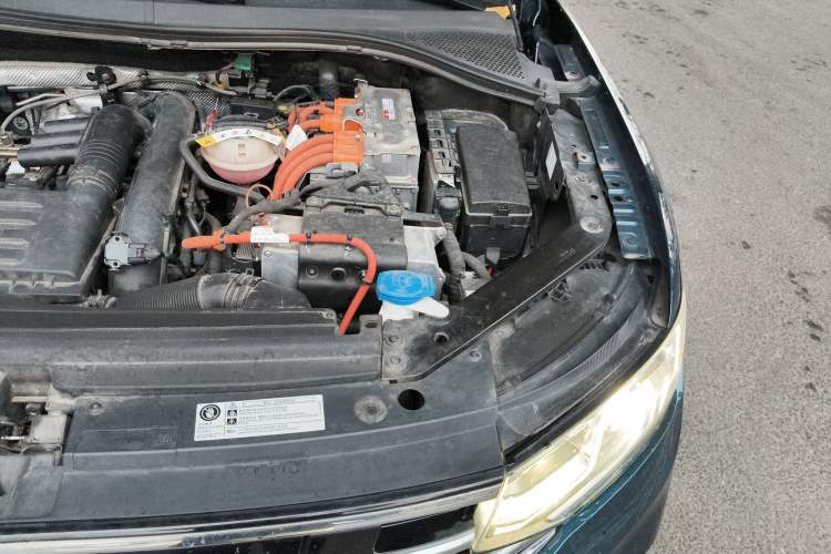 Used Volkswagen Tiguan L New Energy 2022 430 PHEV Plug-in Hybrid Prestige Edition Engine Bay Left