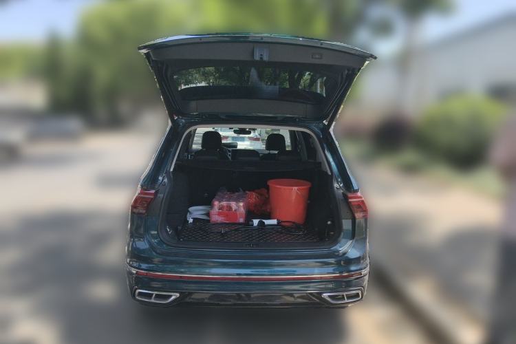 Used Volkswagen Tiguan L New Energy 2022 430 PHEV Plug-in Hybrid Flagship Edition Trunk