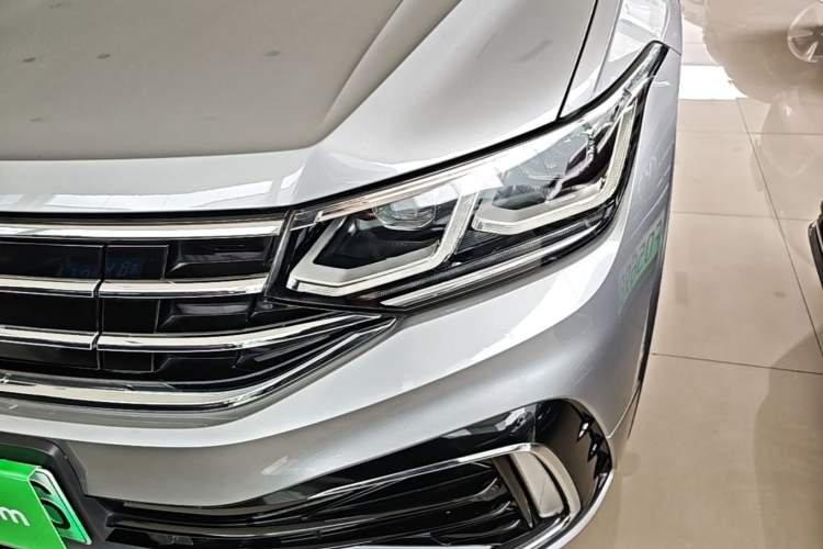Used Volkswagen Tiguan L New Energy 2022 430 PHEV Plug-in Hybrid Flagship Edition Left Front Headlight