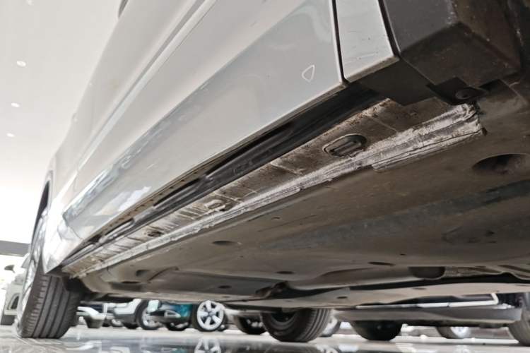 Used Volkswagen Tiguan L New Energy 2022 430 PHEV Plug-in Hybrid Flagship Edition Right Side Sill