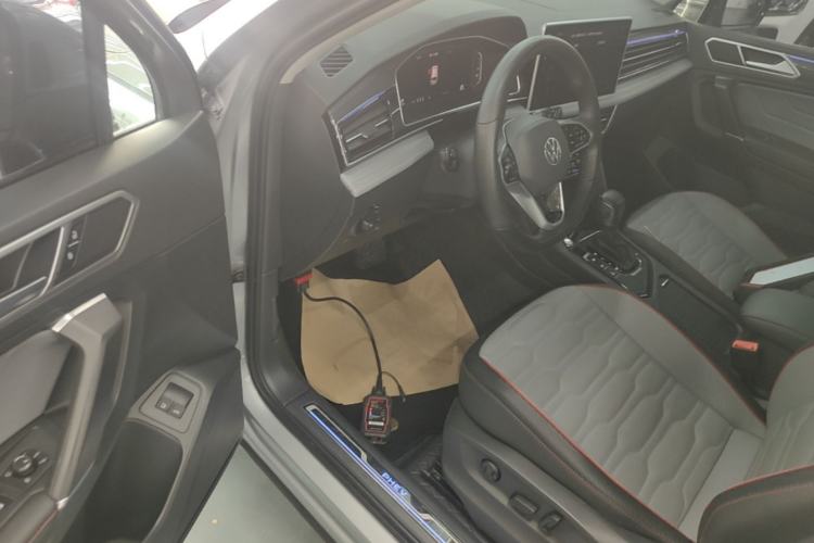 Used Volkswagen Tiguan L New Energy 2022 430 PHEV Plug-in Hybrid Flagship Edition Driver Seat