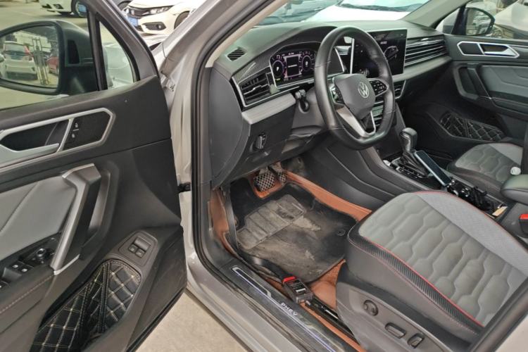 Used Volkswagen Tiguan L New Energy 2022 430 PHEV Plug-in Hybrid Prestige Edition Driver Seat