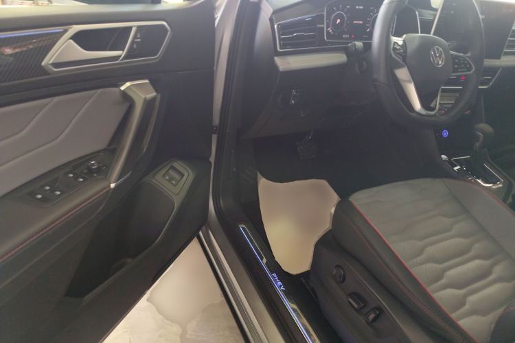 Used Volkswagen Tiguan L New Energy 2022 430 PHEV Plug-in Hybrid Flagship Edition Driver Seat