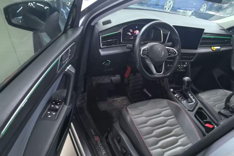 Used Volkswagen Tiguan L New Energy 2022 430 PHEV Plug-in Hybrid Flagship Edition Driver Seat