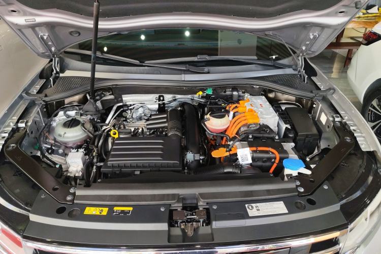 Used Volkswagen Tiguan L New Energy 2022 430 PHEV Plug-in Hybrid Flagship Edition Engine Bay