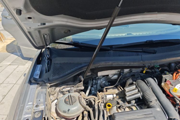 Used Volkswagen Tiguan L New Energy 2022 430 PHEV Plug-in Hybrid Flagship Edition Engine Bay Right