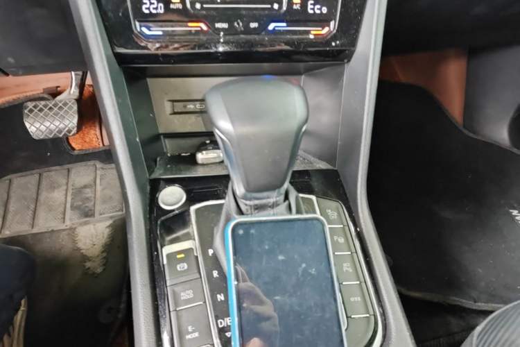 Used Volkswagen Tiguan L New Energy 2022 430 PHEV Plug-in Hybrid Prestige Edition Gear Lever