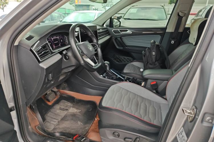 Used Volkswagen Tiguan L New Energy 2022 430 PHEV Plug-in Hybrid Prestige Edition Left Front Seat