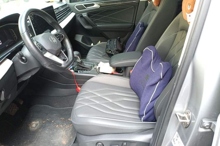 Used Volkswagen Tiguan L New Energy 2022 430 PHEV Plug-in Hybrid Prestige Edition Left Front Seat