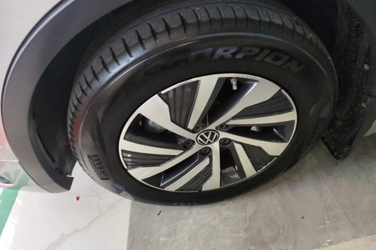Used Volkswagen Tiguan L New Energy 2022 430 PHEV Plug-in Hybrid Flagship Edition Left Front Wheel Hub