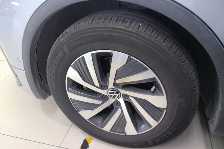 Used Volkswagen Tiguan L New Energy 2022 430 PHEV Plug-in Hybrid Flagship Edition Left Front Wheel Hub