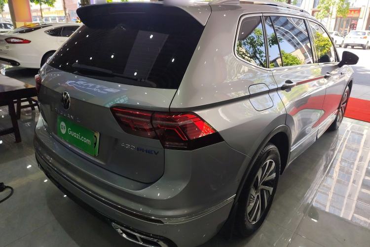 Used Volkswagen Tiguan L New Energy 2022 430 PHEV Plug-in Hybrid Flagship Edition Rear Right 45 Deg