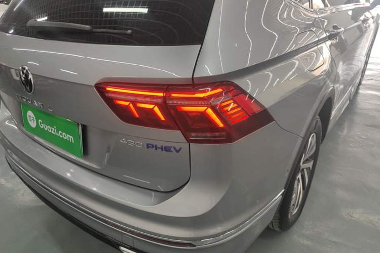 Used Volkswagen Tiguan L New Energy 2022 430 PHEV Plug-in Hybrid Flagship Edition Right Rear Taillight