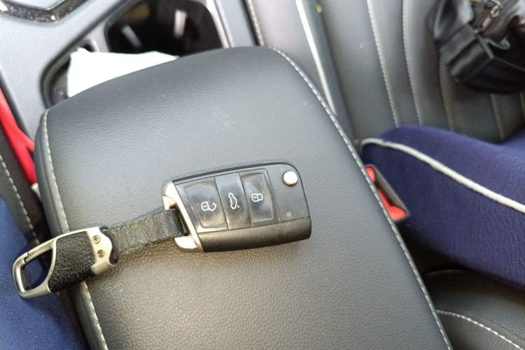 Used Volkswagen Tiguan L New Energy 2022 430 PHEV Plug-in Hybrid Prestige Edition Vehicle Key