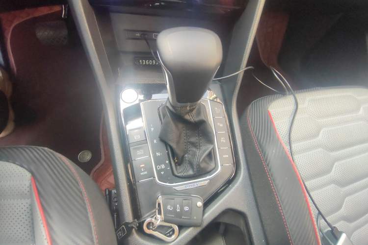 Used Volkswagen Tiguan L New Energy 2022 430 PHEV Plug-in Hybrid Flagship Edition Gear Lever