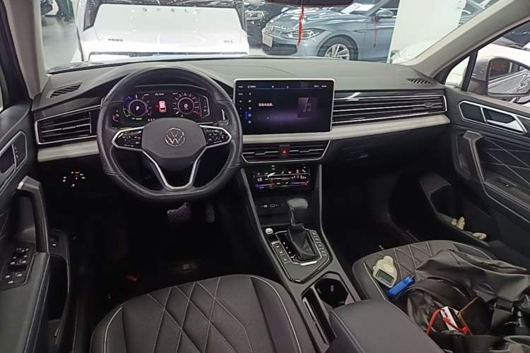 Used Volkswagen Tiguan L New Energy 2022 430 PHEV Plug-in Hybrid Prestige Edition Center Console