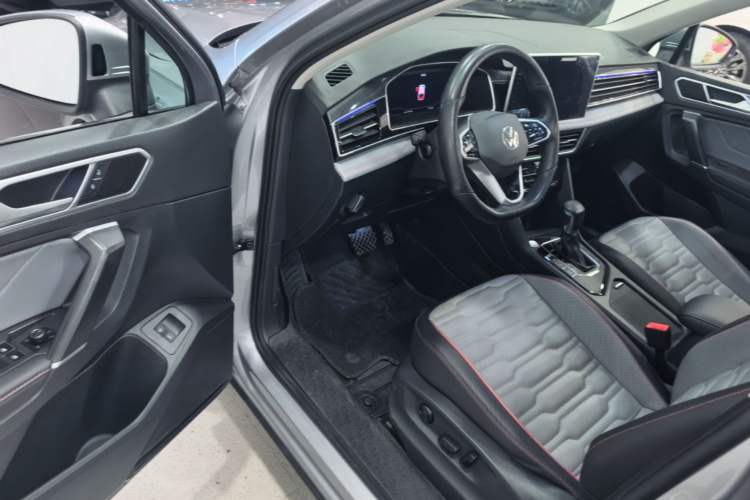 Used Volkswagen Tiguan L New Energy 2022 430 PHEV Plug-in Hybrid Flagship Edition Driver Seat