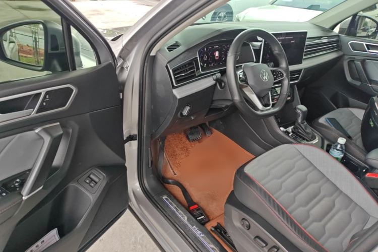 Used Volkswagen Tiguan L New Energy 2022 430 PHEV Plug-in Hybrid Prestige Edition Driver Seat