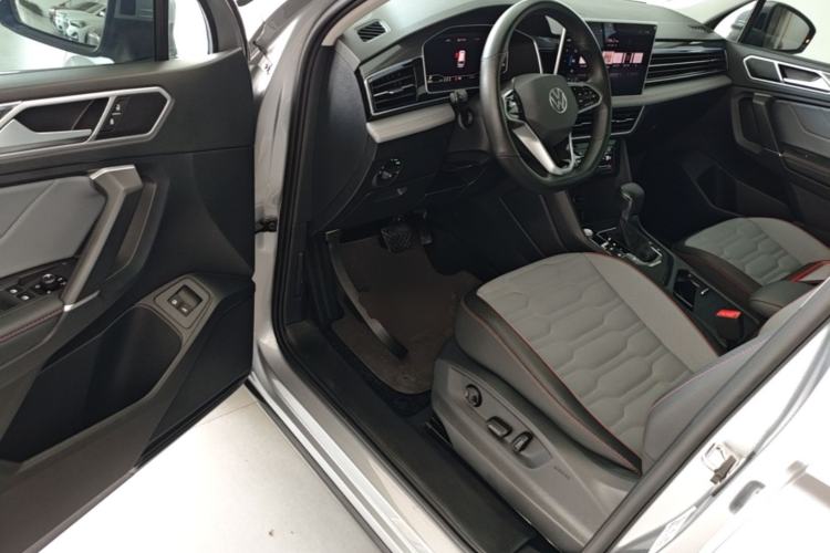 Used Volkswagen Tiguan L New Energy 2022 430 PHEV Plug-in Hybrid Flagship Edition Driver Seat