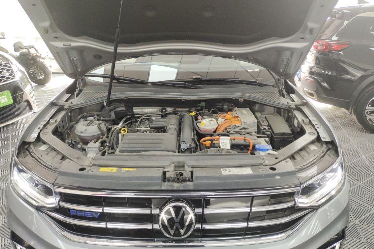 Used Volkswagen Tiguan L New Energy 2022 430 PHEV Plug-in Hybrid Prestige Edition Engine Bay