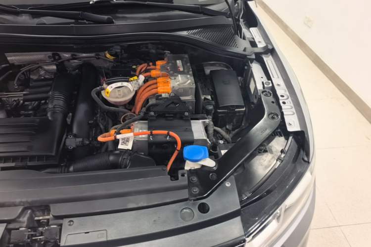 Used Volkswagen Tiguan L New Energy 2022 430 PHEV Plug-in Hybrid Flagship Edition Engine Bay Left