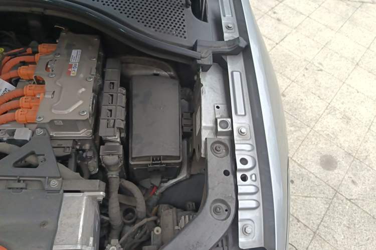 Used Volkswagen Tiguan L New Energy 2022 430 PHEV Plug-in Hybrid Flagship Edition Engine Bay Left