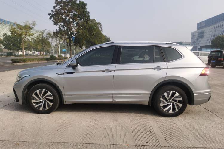 Used Volkswagen Tiguan L New Energy 2022 430 PHEV Plug-in Hybrid Flagship Edition Exterior 1