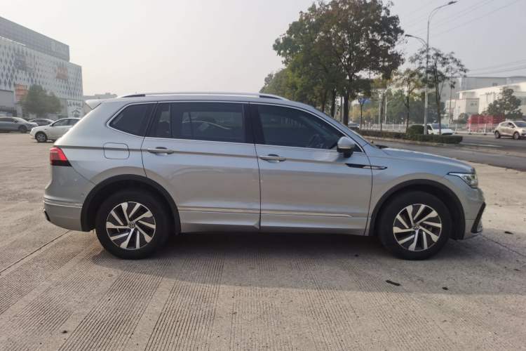Used Volkswagen Tiguan L New Energy 2022 430 PHEV Plug-in Hybrid Flagship Edition Exterior 5