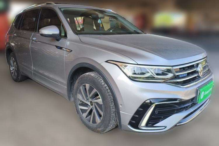 Used Volkswagen Tiguan L New Energy 2022 430 PHEV Plug-in Hybrid Flagship Edition Front Right 45 Deg