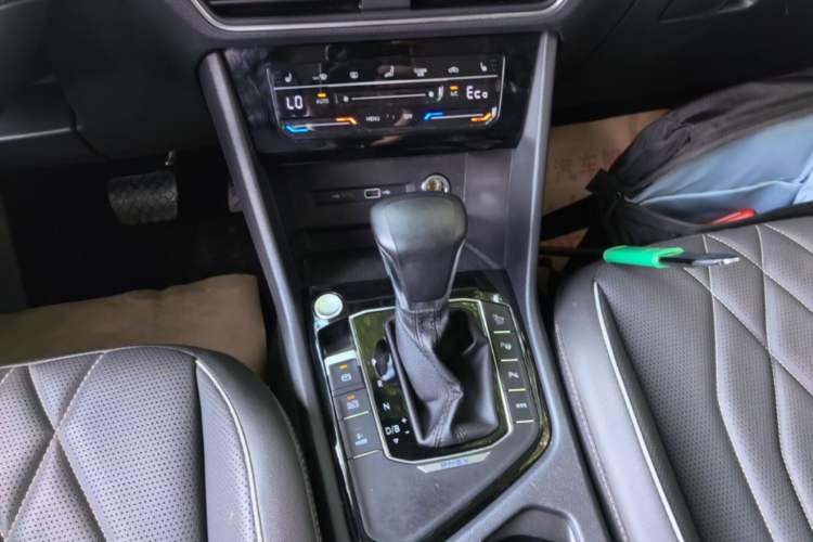 Used Volkswagen Tiguan L New Energy 2022 430 PHEV Plug-in Hybrid Prestige Edition Gear Lever