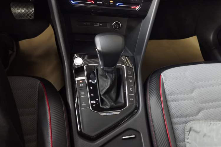 Used Volkswagen Tiguan L New Energy 2022 430 PHEV Plug-in Hybrid Flagship Edition Gear Lever