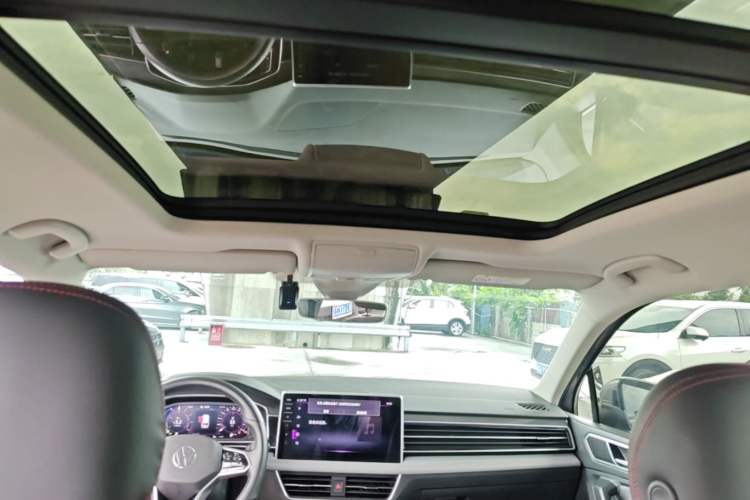 Used Volkswagen Tiguan L New Energy 2022 430 PHEV Plug-in Hybrid Prestige Edition Headliner