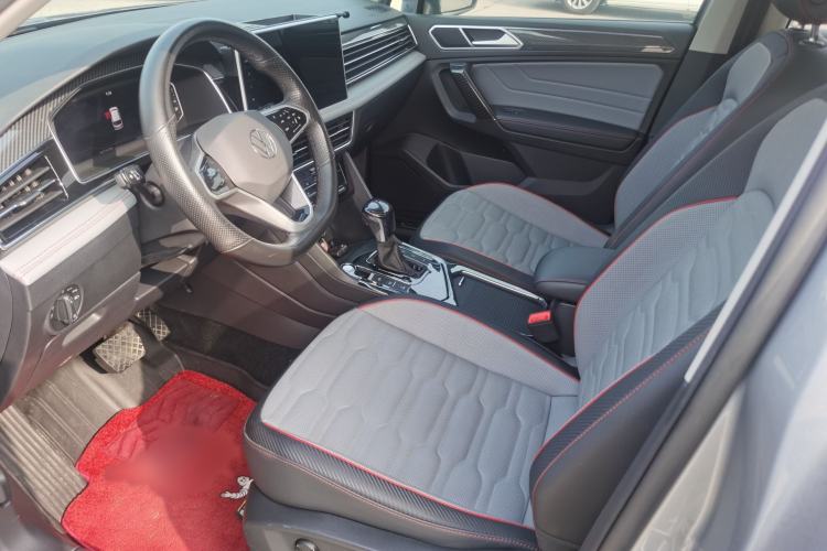 Used Volkswagen Tiguan L New Energy 2022 430 PHEV Plug-in Hybrid Flagship Edition Interior 1
