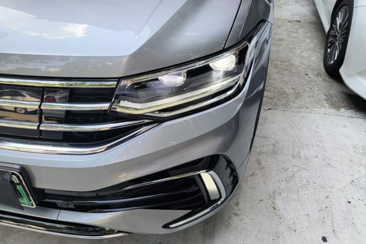 Used Volkswagen Tiguan L New Energy 2022 430 PHEV Plug-in Hybrid Prestige Edition Left Front Headlight