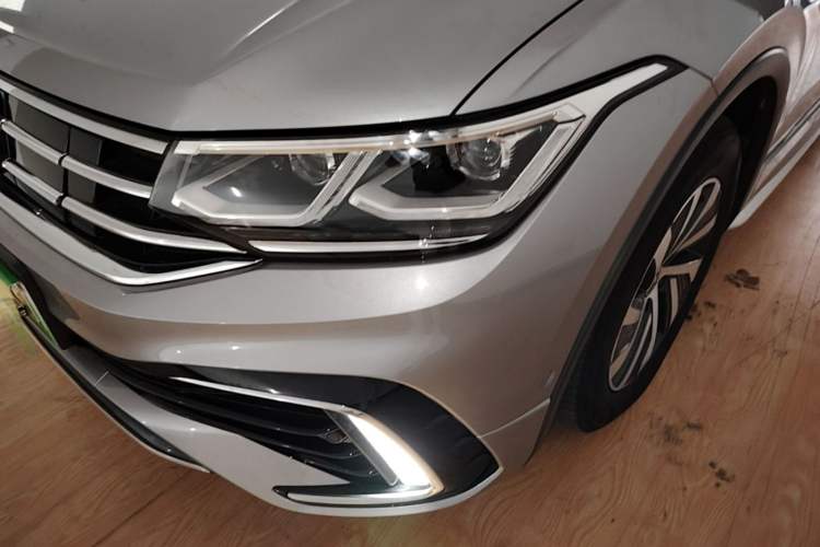Used Volkswagen Tiguan L New Energy 2022 430 PHEV Plug-in Hybrid Flagship Edition Left Front Headlight