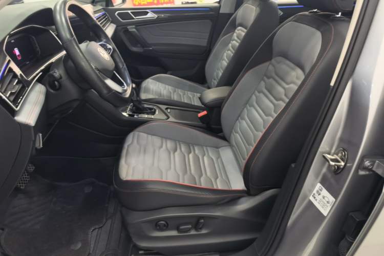 Used Volkswagen Tiguan L New Energy 2022 430 PHEV Plug-in Hybrid Flagship Edition Left Front Seat