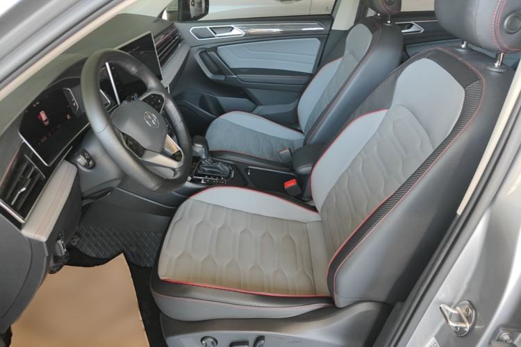 Used Volkswagen Tiguan L New Energy 2022 430 PHEV Plug-in Hybrid Flagship Edition Left Front Seat