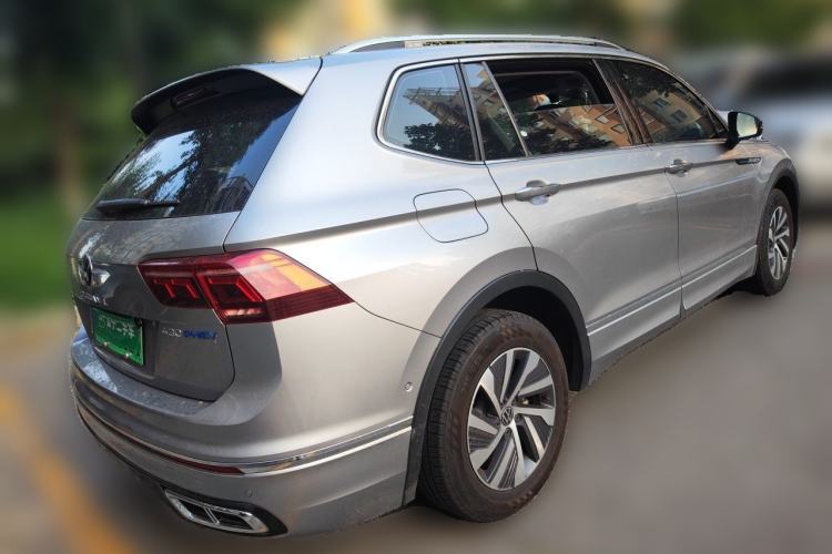 Used Volkswagen Tiguan L New Energy 2022 430 PHEV Plug-in Hybrid Flagship Edition Rear Right 45 Deg