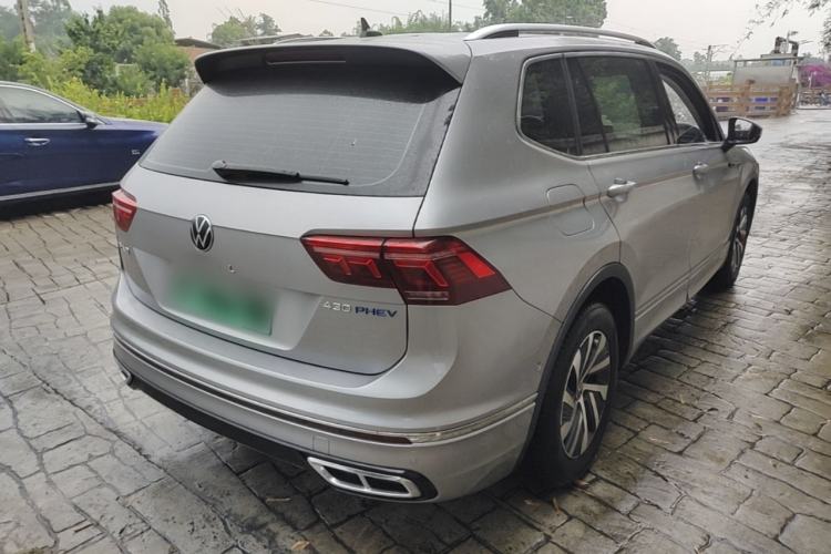 Used Volkswagen Tiguan L New Energy 2022 430 PHEV Plug-in Hybrid Prestige Edition Rear Right 45 Deg