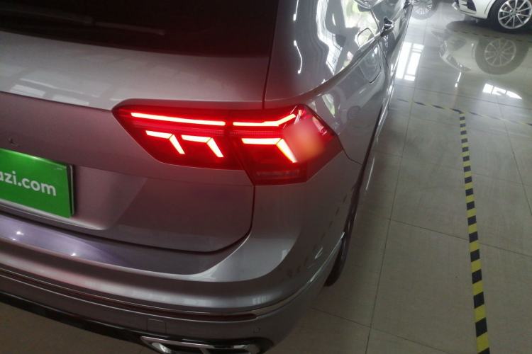 Used Volkswagen Tiguan L New Energy 2022 430 PHEV Plug-in Hybrid Flagship Edition Right Rear Taillight