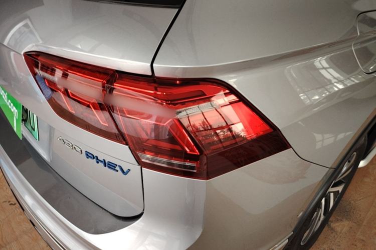 Used Volkswagen Tiguan L New Energy 2022 430 PHEV Plug-in Hybrid Flagship Edition Right Rear Taillight