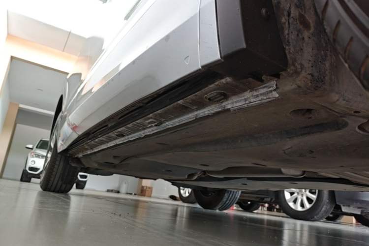 Used Volkswagen Tiguan L New Energy 2022 430 PHEV Plug-in Hybrid Flagship Edition Right Side Sill