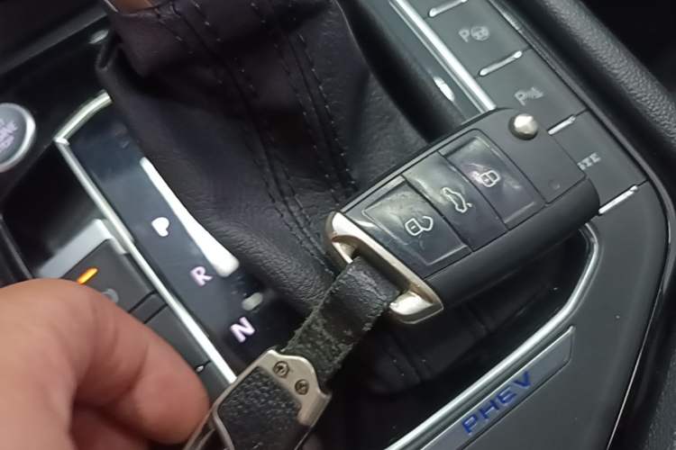 Used Volkswagen Tiguan L New Energy 2022 430 PHEV Plug-in Hybrid Prestige Edition Vehicle Key