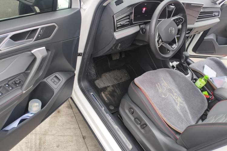Used Volkswagen Tiguan L New Energy 2022 430 PHEV Plug-in Hybrid Flagship Edition Driver Seat