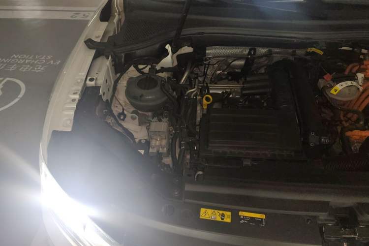 Used Volkswagen Tiguan L New Energy 2022 430 PHEV Plug-in Hybrid Flagship Edition Engine Bay Right