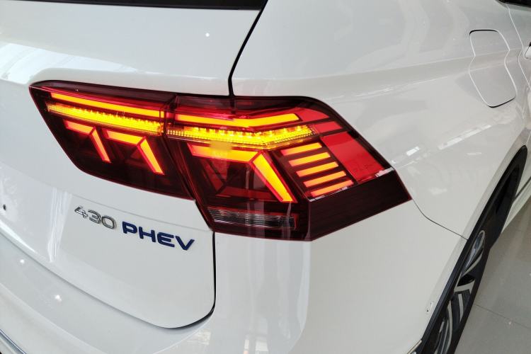 Used Volkswagen Tiguan L New Energy 2022 430 PHEV Plug-in Hybrid Flagship Edition Exterior 3